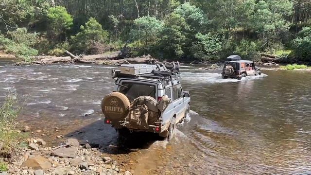 Dingo Trax river crossing. Koorool Victorian High Country смотреть онлайн
