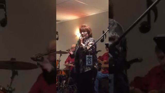 Rita Faye Tanner & The Century House Band- Look At Us смотреть онлайн