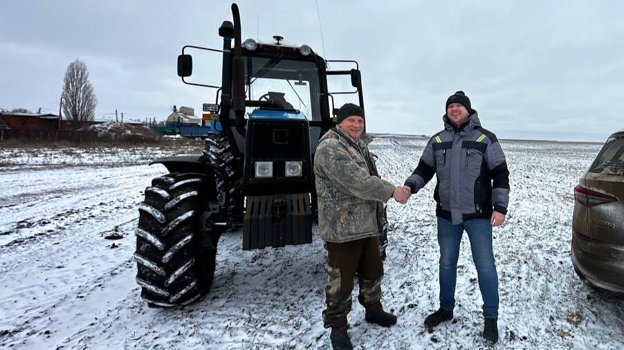 автопилот КАЛИБР на тракторе МТЗ январь 2025 года
8 960 895 83 83 в НАЛИЧИИ