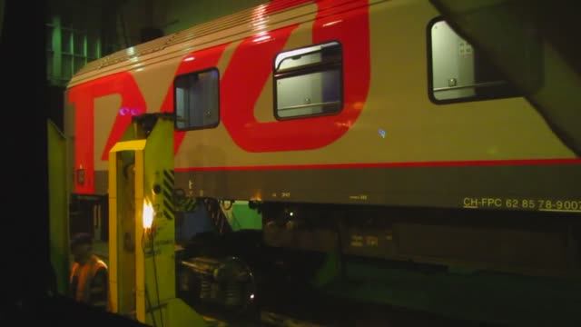 Брест. Цех перестановки тележек смотреть онлайн