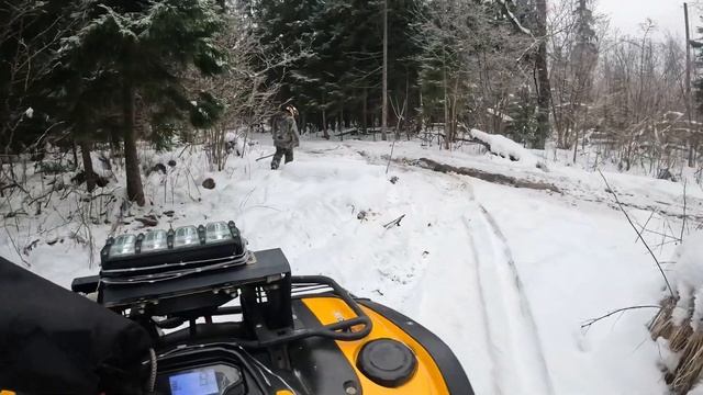 ЛУЧШАЯ НОВОГОДНЯЯ ПОКАТУШКА 12 квадроциклов уничтожают малинки смотреть онлайн