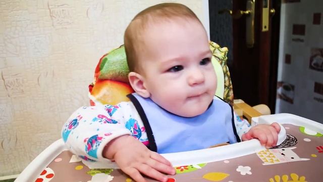 Пробует кашу У квадрика сел аккумулятор - Приключения на пикнике смотреть онлайн