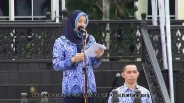 RITA WIDYASARI SERAHKAN BENDERA PANJI KEBERHASILAN смотреть онлайн