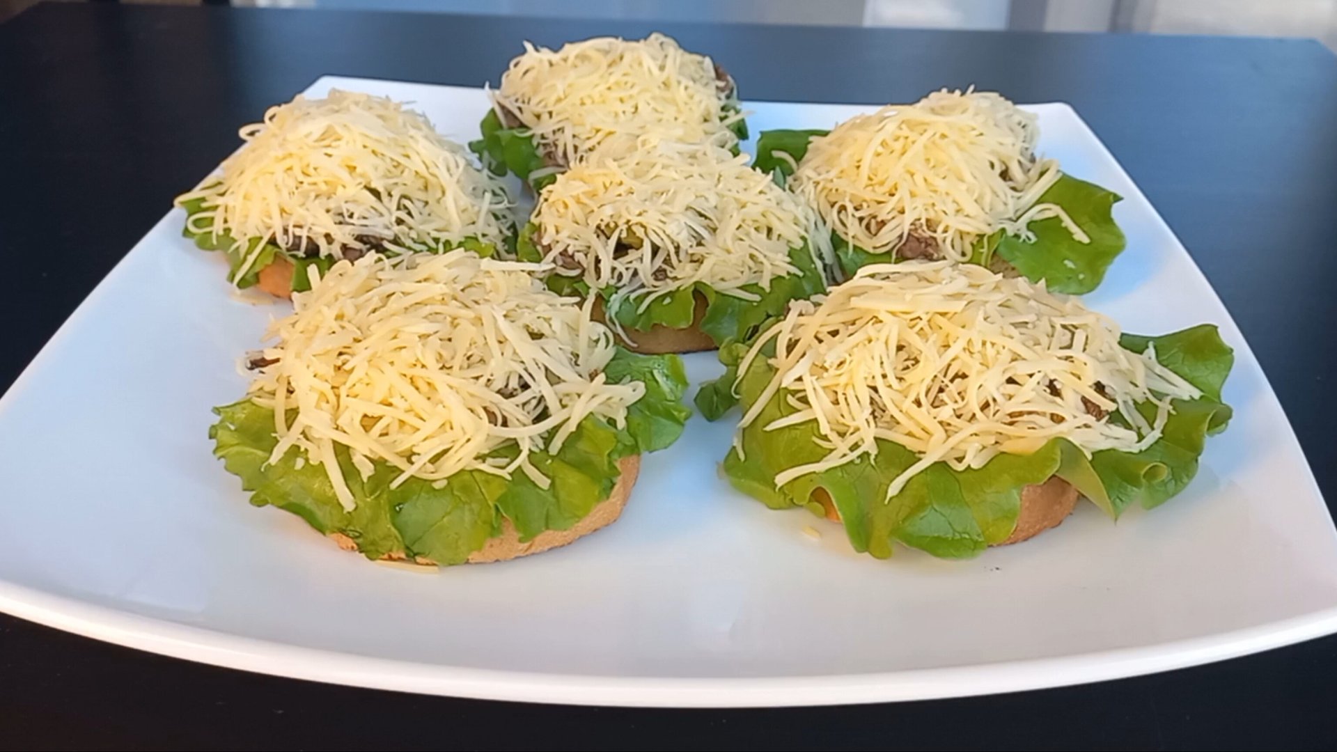 Самые ,,ходовые,, бутерброды на праздничный стол Закусочные бутерброды смотреть онлайн