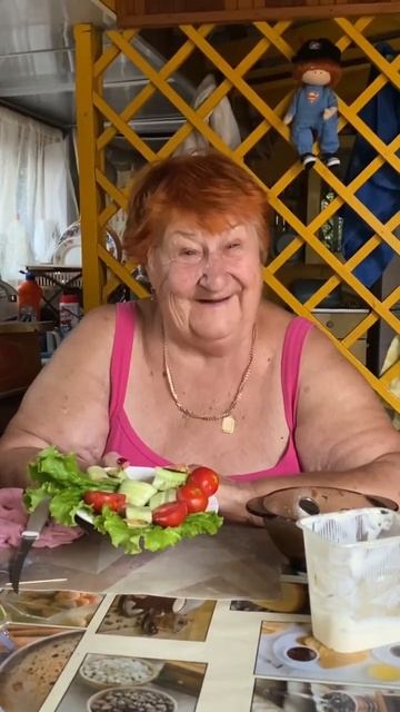 Супербуся (Superbus_ya) и помидор, который убёг! смотреть онлайн