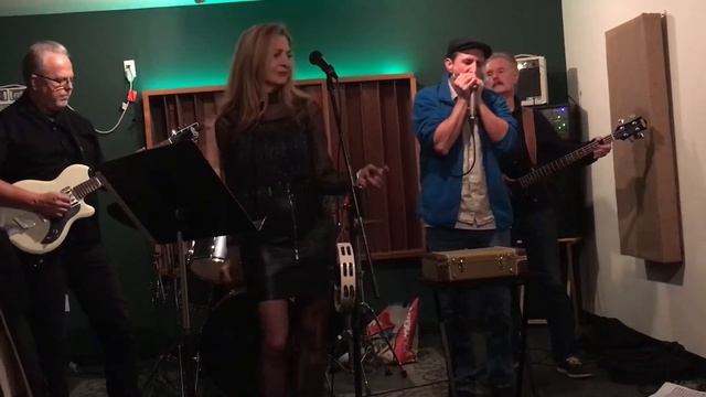 Black Cat Bone смотреть онлайн