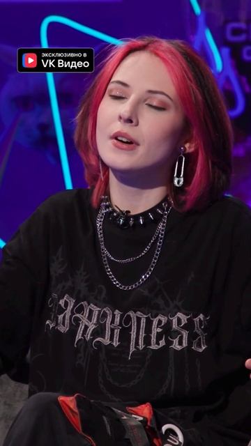 Елена Завидова поёт 💕 | Смотри Сходку в VK Видео! смотреть онлайн