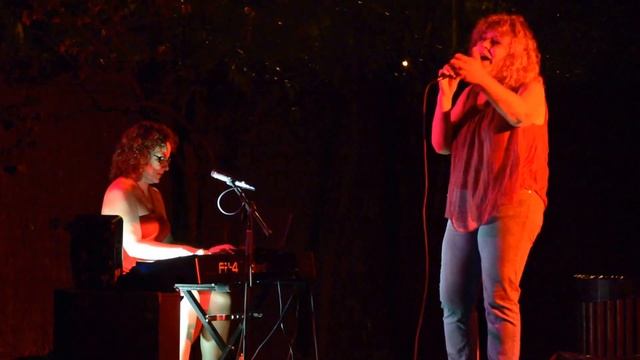 Big Mama Montse & Sister Marion - Wasted Life Blues смотреть онлайн