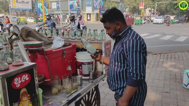 Sniper Soda ｜ Самый эпичный навык открытия бутылок с живой газировкой ｜ Индийская уличная еда смотреть онлайн