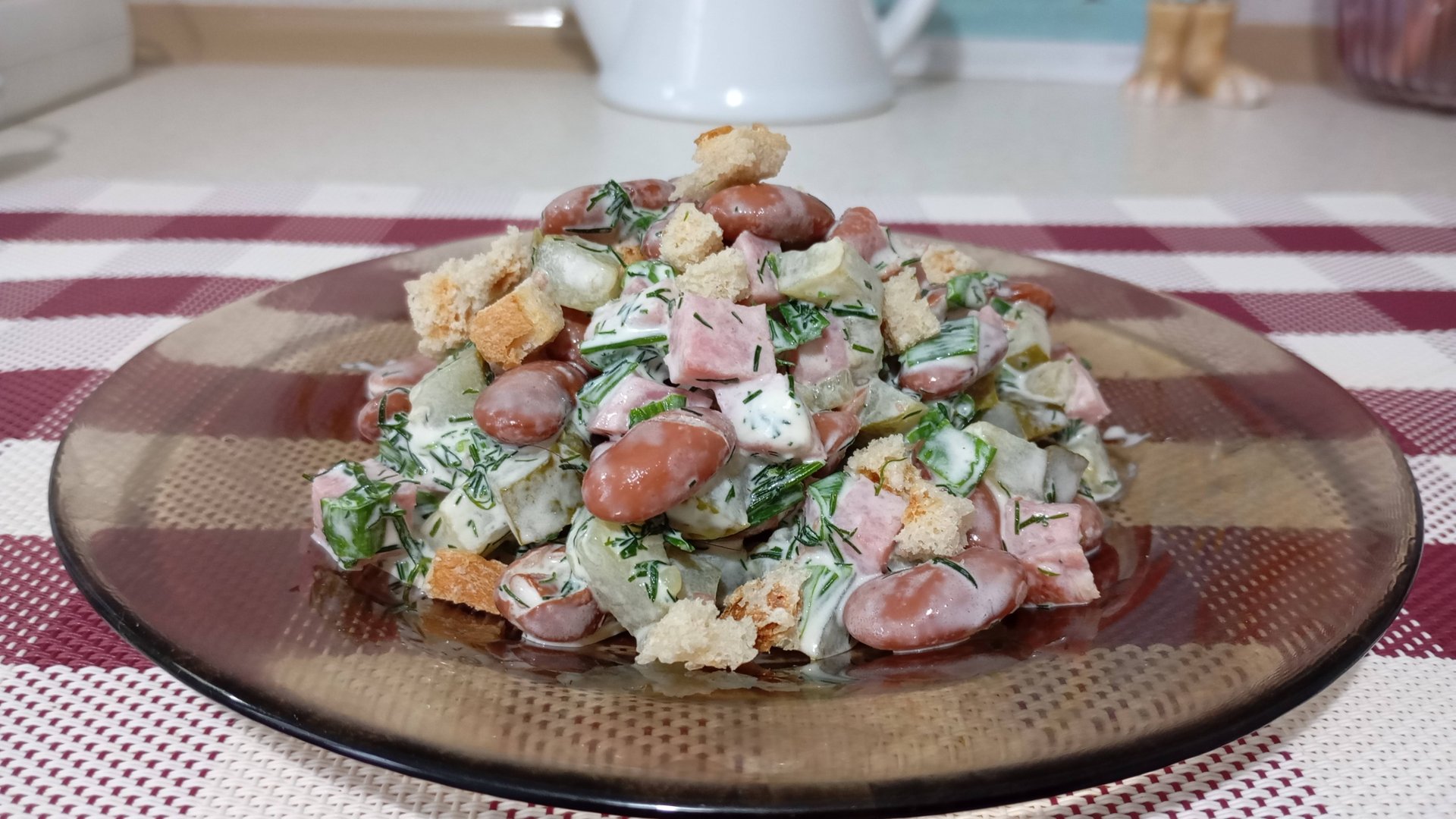 Салат с ФАСОЛЬЮ за 5 минут. Сытный и Вкусный! смотреть онлайн