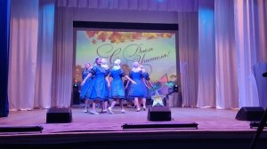 Русский народный танец " Матушка Земля"
Народный танцевальный коллектив"Сударушка"