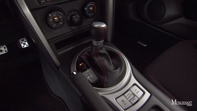 2013 Scion FR-S Interior Shots смотреть онлайн