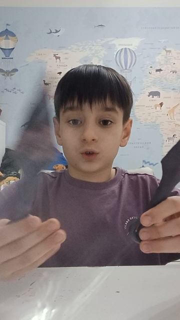 слепил из пластилина ИТАЧИ!!!