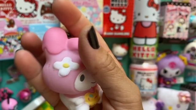 ASMR UNBOXING HELLO KITTY Surprise Toys! Sanrio Mystery Blind Boxes Surprises