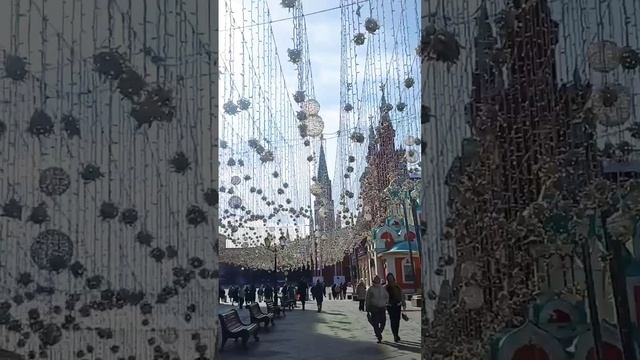 А я иду, шагаю по Москве..🤩 #никольская #moscow #spring #москва #мойгород #казанскийсобор #маслениц смотреть онлайн