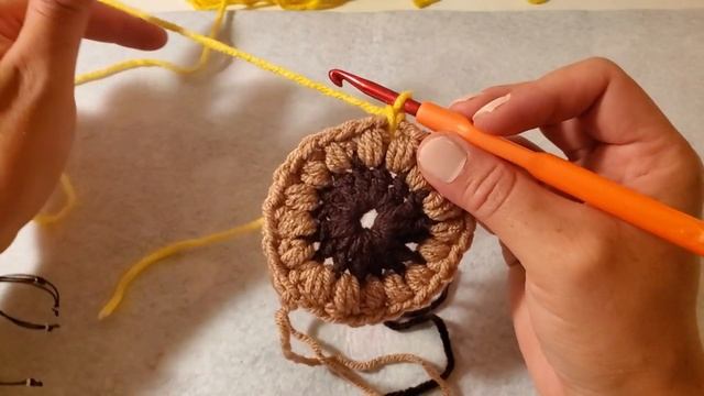 Sunburst Sunflower granny square смотреть онлайн