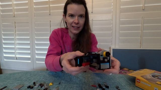 LEGO Creator 3 in 1 Retro Camera Review - My First LEGO Set as an Adult! #legosets #legoreview смотреть онлайн