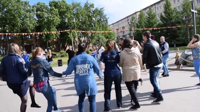 тюменцы танцуют смотреть онлайн