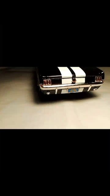 модель Ford Mustang 1964