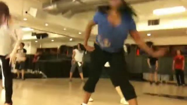 Melissa Chataigne In Allan Avendano's Dance Video Jam Class Dec 22, 2009 смотреть онлайн