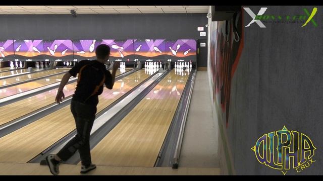 Storm Alpha Crux Bowling Ball Review - BowlerX.com смотреть онлайн