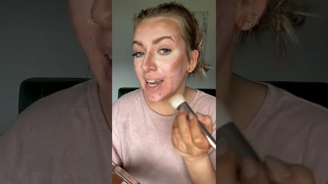 You just got your 3D foundation palette in the mail, now what?! смотреть онлайн