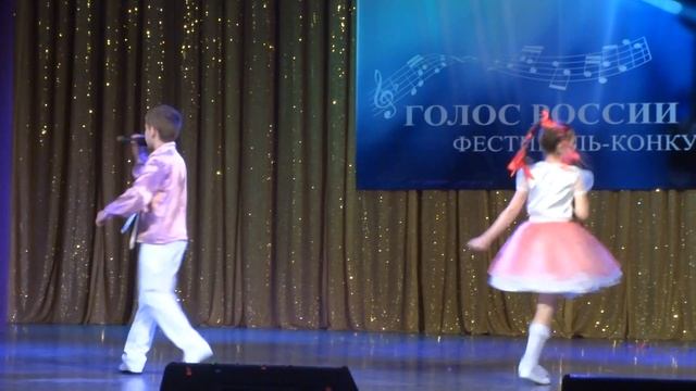 Дуэт Стрельчук Александра и Романцов Никита " ЭЙ ДИДЖЕЙ" смотреть онлайн