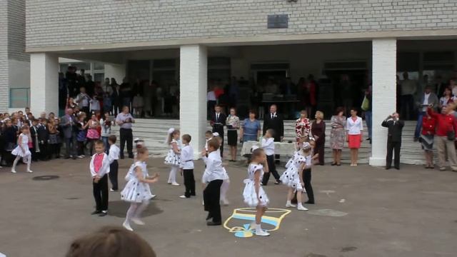 Останній дзвінок 2014 (30.05.2014) - дякуємо Руслану Сівачу смотреть онлайн