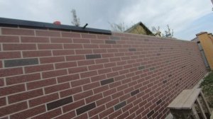 Сделал оригинальный забор из газобетона! Монтаж парапетов и отливов