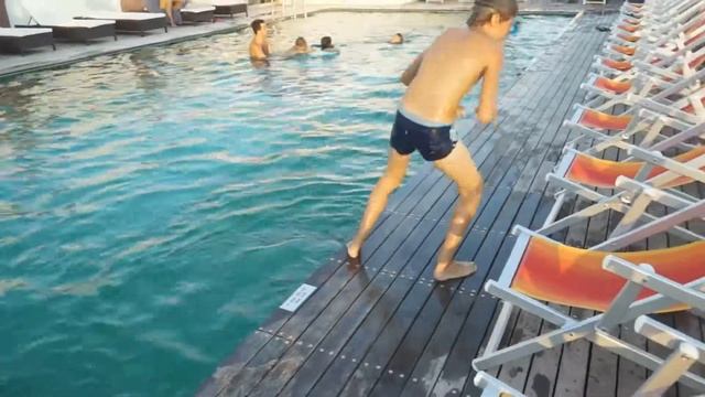Jako in piscina. смотреть онлайн