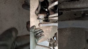 замена рулевого наконечника ваз 2114 своими руками