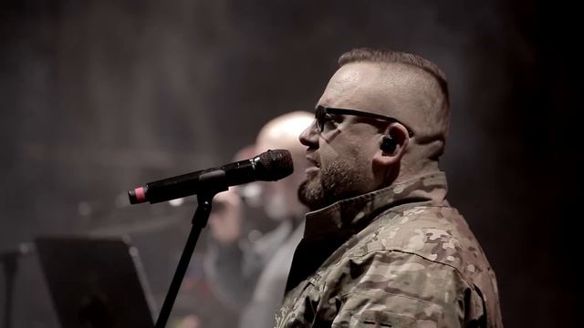 КОМУ ВНИЗ та Арсеній Білодуб - Повстанець смотреть онлайн