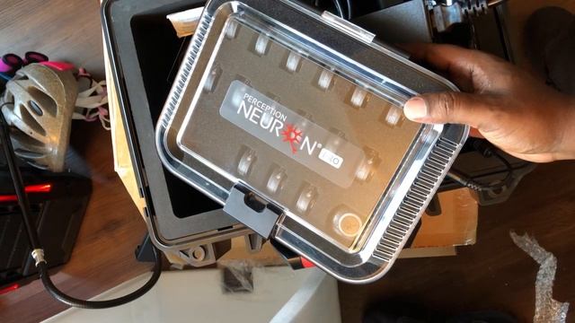 Unboxing Perception Neuron Pro Motion Capture Suit смотреть онлайн