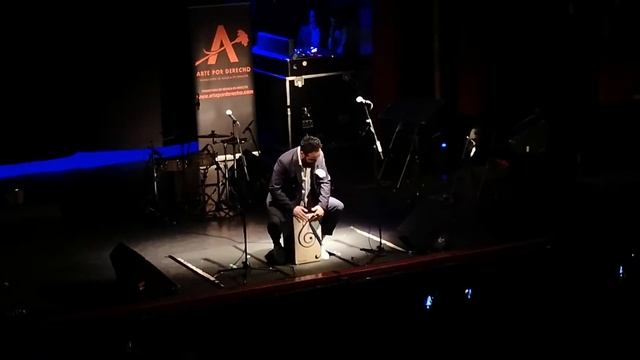 Piraña solo de Cajón en Sala Apolo Barcelona смотреть онлайн