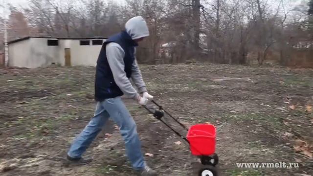 Сеялки, тележки-дозаторы для распределения семян смотреть онлайн