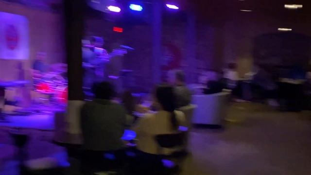 The best jazz in Disney World -The Scat Cat Club Lounge Port Orleans French Quarter VLOG 1/8/24 смотреть онлайн