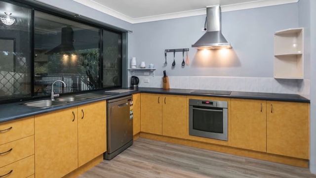 8 Echidna Court, Capalaba QLD 4157 смотреть онлайн