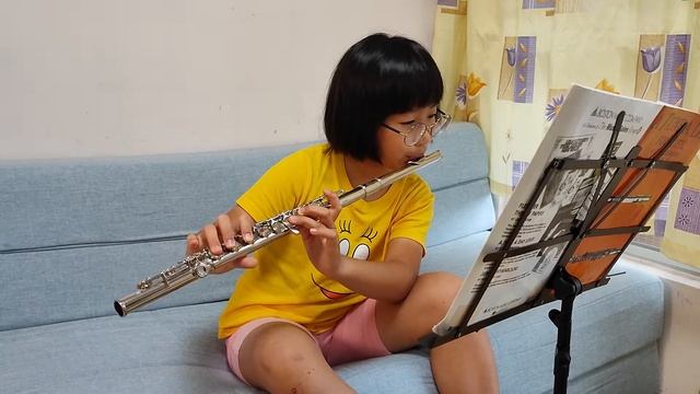 4E05 Chung Pui Ching - Home, Sweet Home смотреть онлайн