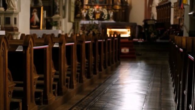 Oração à Nossa Senhora Rainha para fazer um pedido. смотреть онлайн