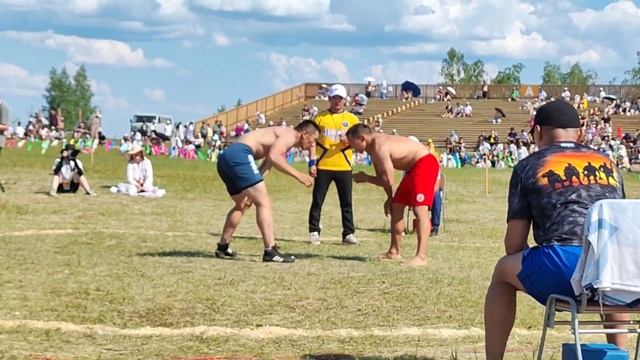 Айсен Семенов - Дьулустаан Ноговицын хапсаҕай Дыгын оонньуулара 25.06.2023 смотреть онлайн