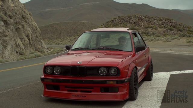 BMW Kamotors' E30 325i with ITBs смотреть онлайн