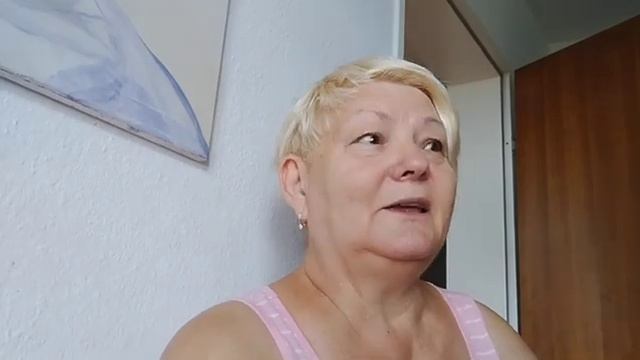 Долгий завтрак со слезами/Где французы прячут деньги/Запрет на прошлое/Сожгла альбомы смотреть онлайн