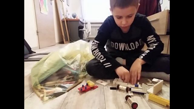 сама гарна машина із лего смотреть онлайн