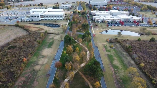 DJI mini 2 flight over Double Helix Trail смотреть онлайн