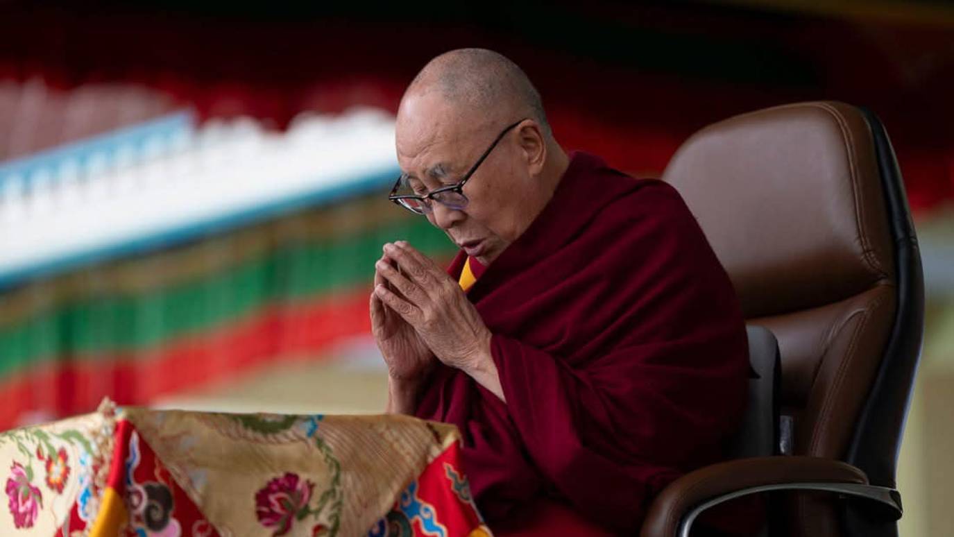 Далай-лама. Поминальный молебен в честь Первого Далай-ламы смотреть онлайн