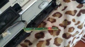 Светодиод моргает 5 раз. Телевизор SONY.