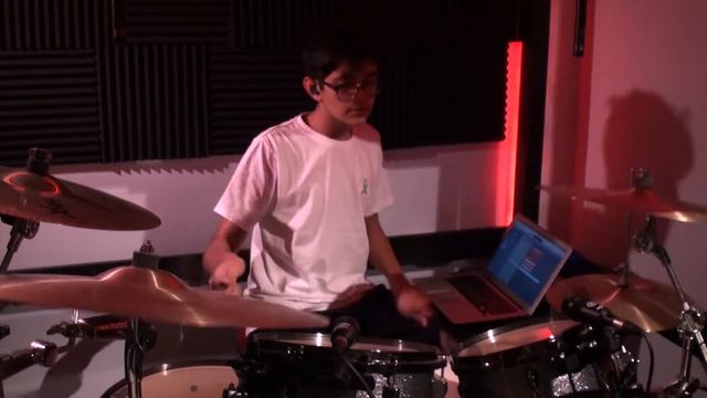 Neon Trees - Everybody Talks (Drum Cover) смотреть онлайн