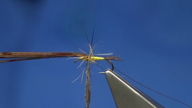 Tying a Greenwells Glory Nymph by Davie McPhail смотреть онлайн