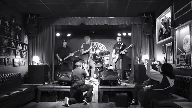 PETER BALLUS con LOS SALVAJES en la SALA ELS PAGESOS смотреть онлайн