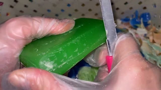 ASMR cutting soap DALAN Olive. Oddly Satisfying ASMR Video with soap, no talking - Anna Dimur смотреть онлайн